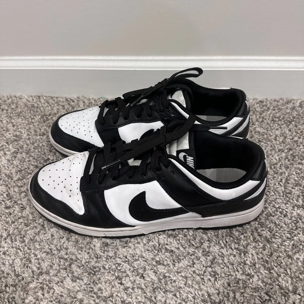 Nike Dunk Low Black White “Panda” Sneakers Men’s Size 10.5